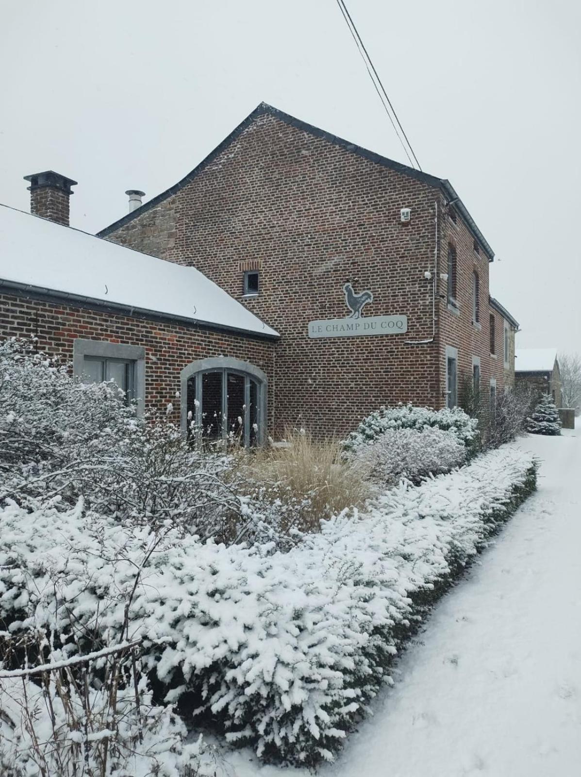 Villa Le Champ Du Coq Gesves Exterior foto